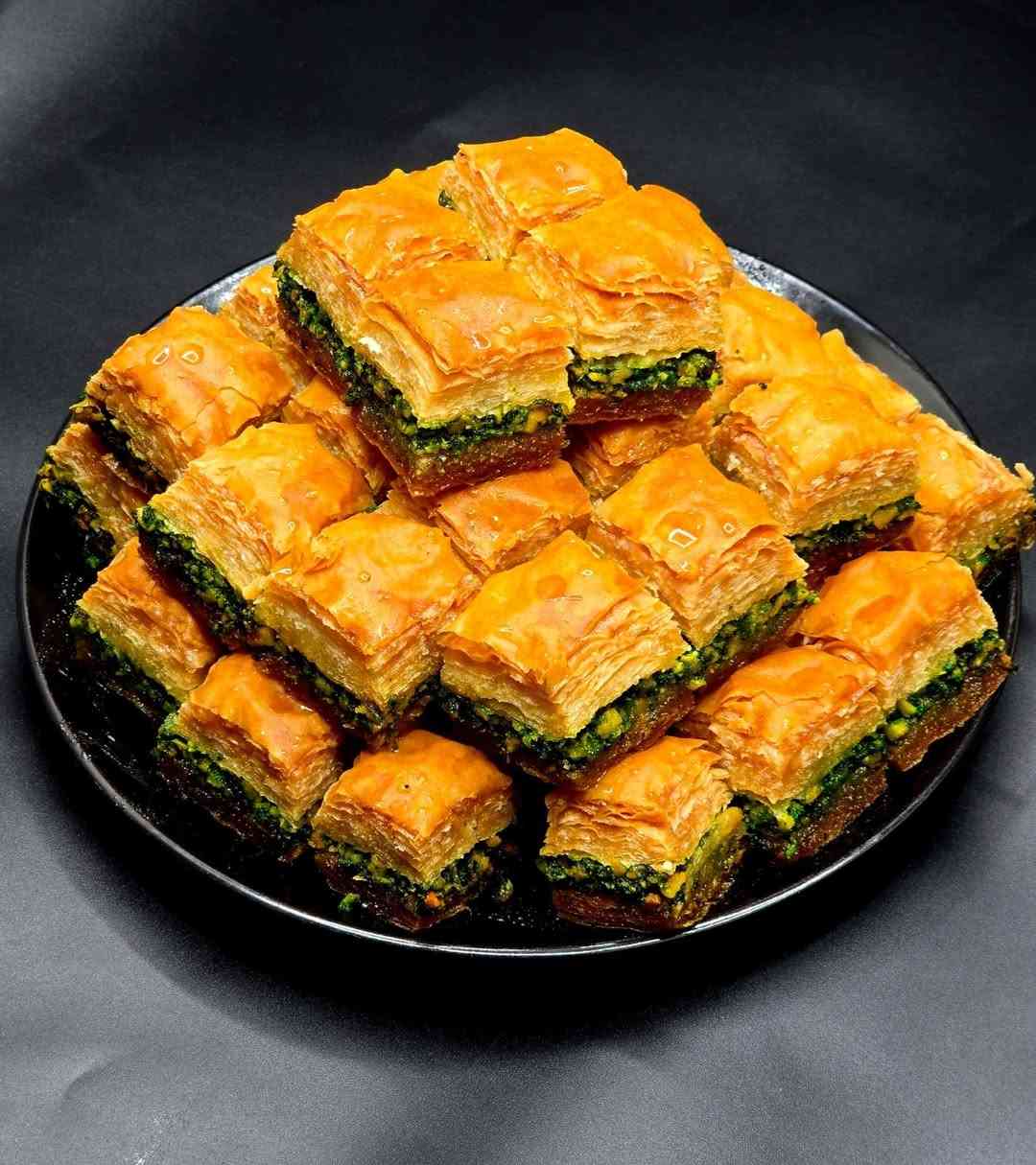 ✨ تحية طيبة لزبائن حلويات ومعجنات معوش ✨

"البقلاوة مو حلو بس... هاي مزاج وسعادة بكل لقمة. 😋🍯"

💖 نحرص على الجودة والطعم الذي يرضيكم دائماً
العنوان : حلويات ومعجنات معوش - شارع الحضره مقابيل

انسب الاسعار

الهاتف //

***********_***********

يتوفر واتساب

يتوفر توصيل 

الفرع الثاني قضاء حديثة الشارع الثاني مجاور عمارة دكتورة

عربية
