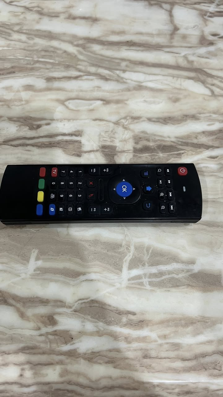 سلام عليكم
ماوس LG
شغال.
رمونت بي كيبورد .
سعر 500بي مجال .
مكاني بغداد الغدير .
***********واتساب.
