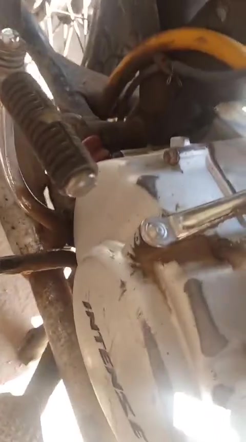 دراجه لبيع بدون وراق سعر ٣٠٠ بيه مجال دراجه دخن تنقص دهن ول هندر ملحوم *********** ميسان مغربه
