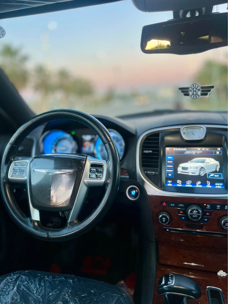 للبيع فقط .❤️

سعرها 190 ورقة .
كرايسلر 300S خمس مواصفات
ماشية 155 الف حقيقي
موديل 2013 
گير محرك كفالة من فتح
كشنات جلد شاشة جبير بصمة تشغيل عن بعد
ويل نيكل 18 مرغوب لايتات زنون كشن كهرباي 
رقم شمالي دولي بسمنا سنوية هزة 2030 جديد 
تخم تاير جديد صدر امامي خلفي جديدويالة اصلي
سيارة بل واقع احلا من صور 
سيارة كلين بدون صبغ بدون تبديل 
مكان سيارة كركوك 
سعر 190 ورقة
 
***********📞
***********📞
***********📞
كورك بيها واتساب أربيل, العراق
