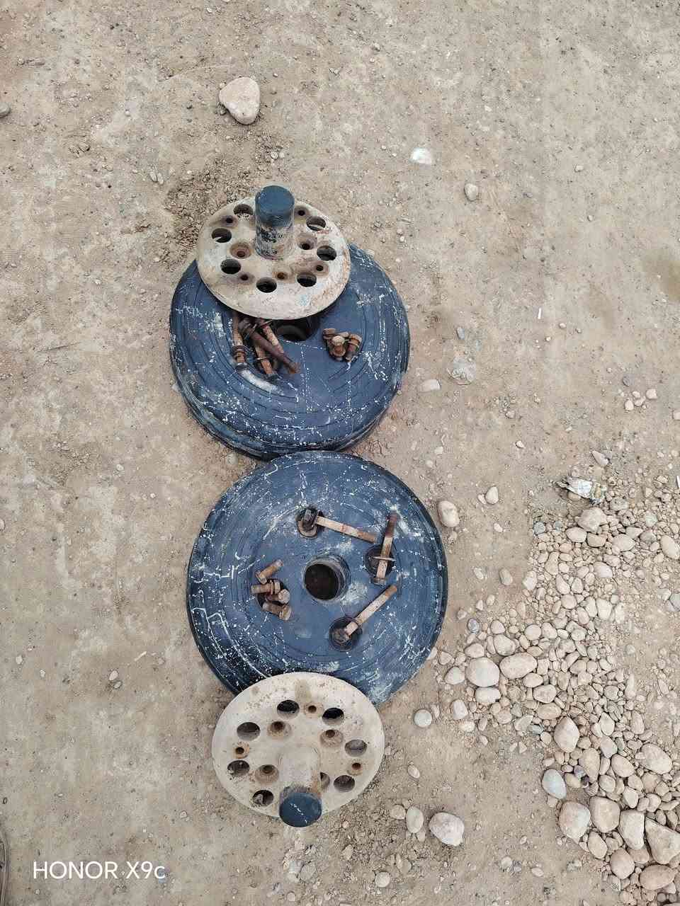 تخم ثكلات عنتر خلفي مكان ديالى قرية الحديد إستفسار عل رقم***********
