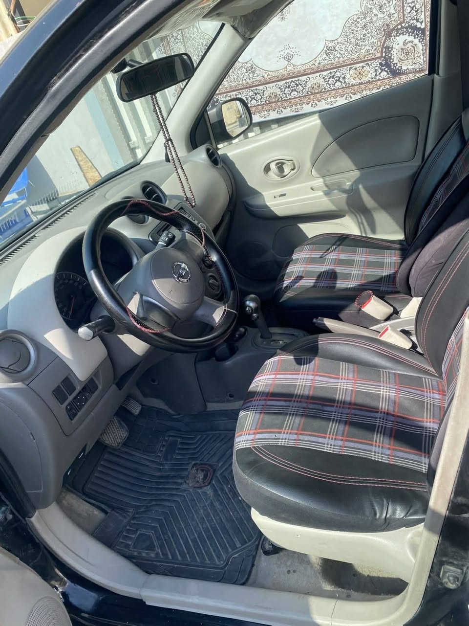 نیسان میکرا 
مودیل 2015
گیرو مه کینه و ته برید به شه رت
سه فعه ک لای سکن سبوغه شانی که مه ک سقفی 
به سبوغ عام ده یفروشم  
سه نه وی 5 مانده به سه ر چوه 
ته قرینه ن 2 وه ره قه ی له سه ره پاشی معامله  ده یگه رینه وه  67$  معامله له یه کی برایانه 
*********** أربيل, العراق
