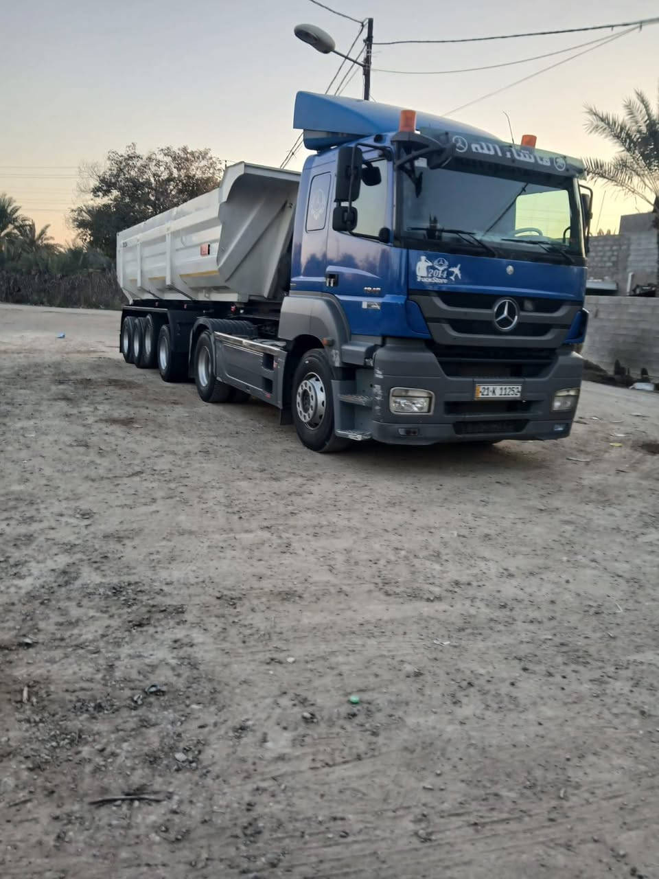 سلام عليكم اكسور 2014 رقم سليمانية باسمي تخم تاير جديد وسيارة جديدة مكاني بغداد ***********
