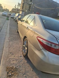 كامري2016 se بيها قطع صبغ ابيع حزام  مكاني بغداد حي الجامعه ب١٢٢ وبيها...