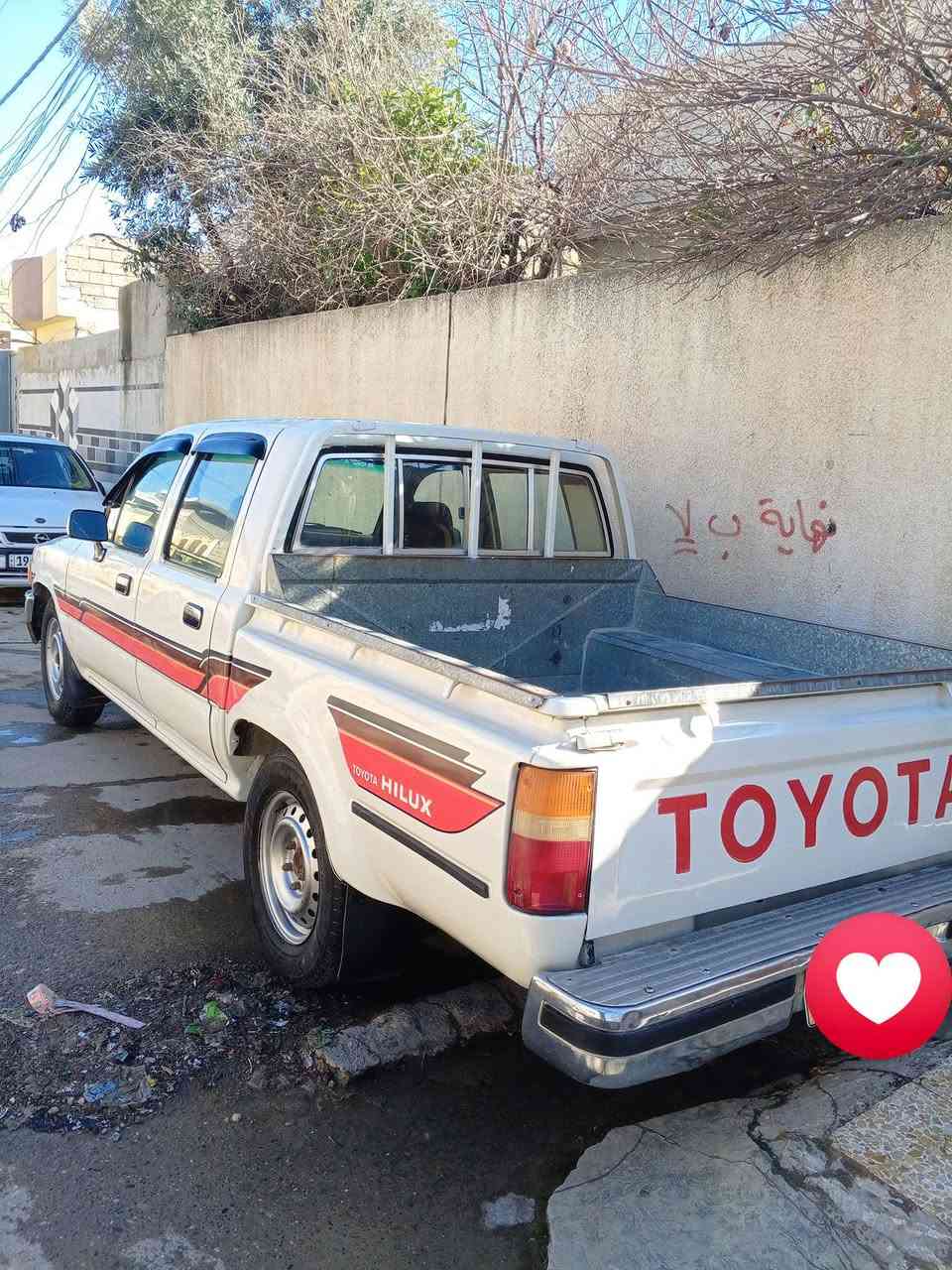 السلام عليكم بيكم للبيع الموديل 1990 رقم نينوى انكليزي سنويه جديد شرط تحويل كابون بيها محرك شاصي شرط تبريد تدفئه شغال استيرن بور  السياره نظيفه بيها صبغ مكانات  تقليم بدون ضرر السعر 73وبيها مجال الاستفسار عالرقم ***********/‏‪***********
