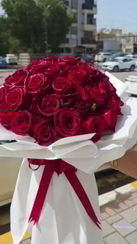 محل زهور عسولة Rose  07775886030 توجد خدمة التوصيل لمناطق بغداد كافه  ...