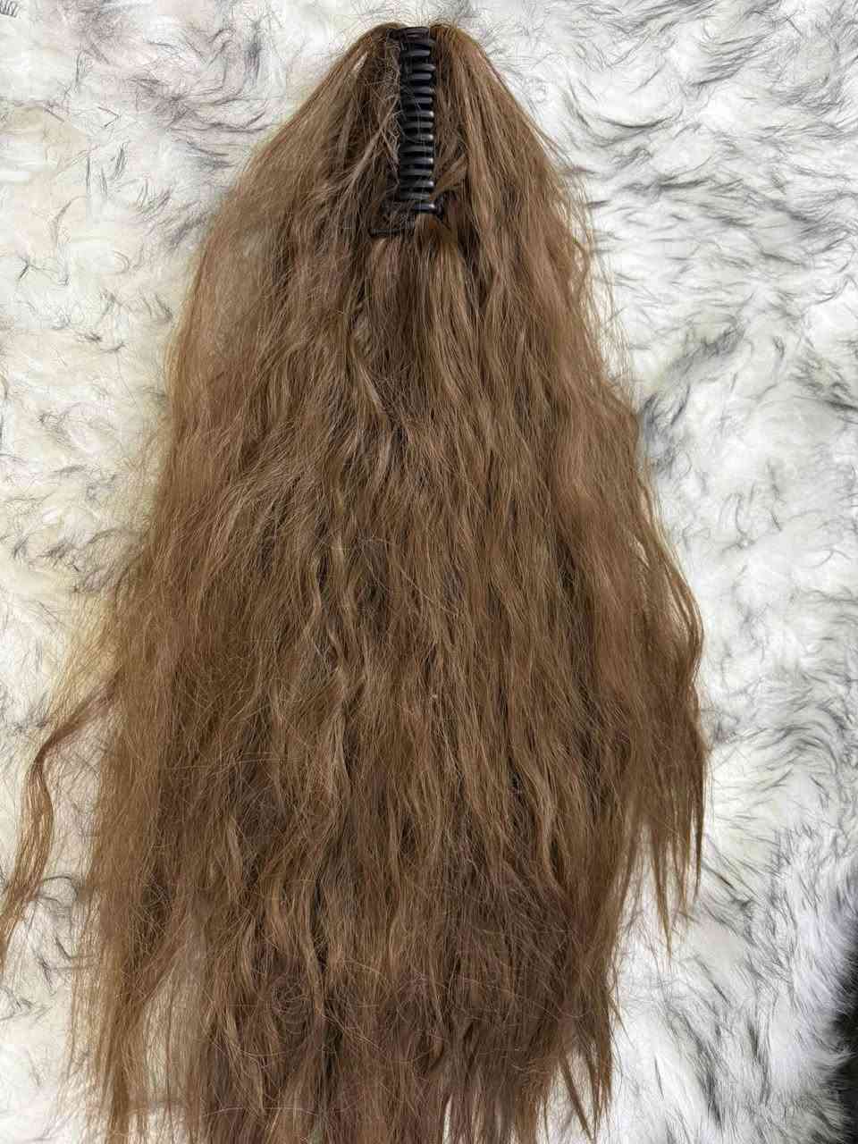 عندي هاي الباروكه الشقره طولها لنهاية الظهر
وتنفرك من كل الاتجاهات وبيها كذله
وهاي القراصه  
للعلم الشعر مو طبيعي الياف


**إذا كنت صاحب هذا الإعلان وتريد حذفه لأي سبب، رجاءا أرسل رسالة إلى الدعم الفني**