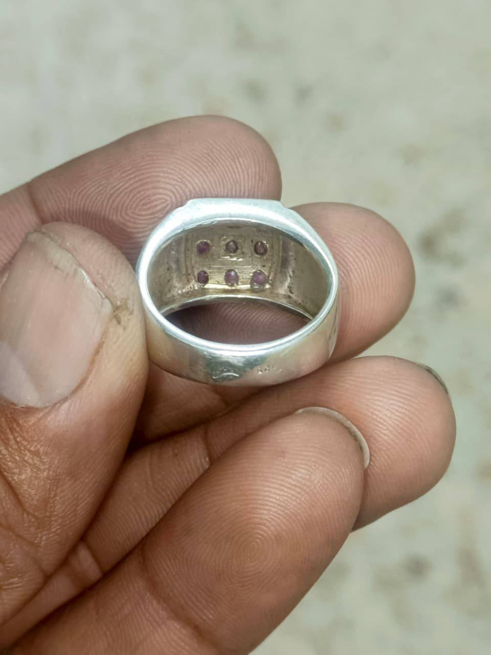 محبس ياقوت افريقي صياغه يدويه ثقيله قياس 22سعر 60بغداد


**إذا كنت صاحب هذا الإعلان وتريد حذفه لأي سبب، رجاءا أرسل رسالة إلى الدعم الفني**