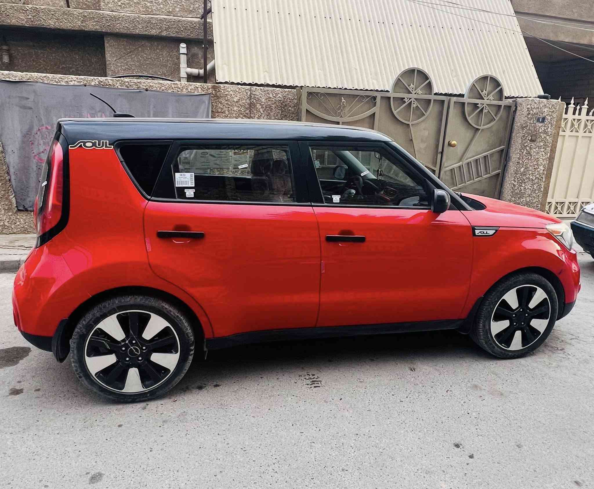 سلام عليكم اخوان عندي صول موديل 2018 كامله من كلشي حداديه كلها جديده سياره اب اسمي تحويل ثاني يوم مواصفات عاديه شاشاه جبيره تحكمات كير اوتو مكينه 2000 سونار موجود بل منشور  سعر 120 وبيه مجال 
***********
