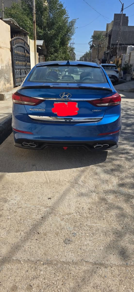 سلام عليكم .. النترا ٢٠١٨ لمتد ضرر امريكا جدا خفيف اشوية بالصندوك يم الرقم صبغ فقط وجه الصندوق مثل ما موضح بالصور  وبالعراق صار بيهة اشوية صبغ باب السايق  ومكينة بلادية ما مفتوحة .. مواصفات بصمة وفتحة وكشنات تدفئة واشاير ترحيب وتبريد شاشة مناخي ورادارات ومرآة تعتيم كهربائي .. السعر ١٣٥ وبيهة مجال شرط التحويل***********
