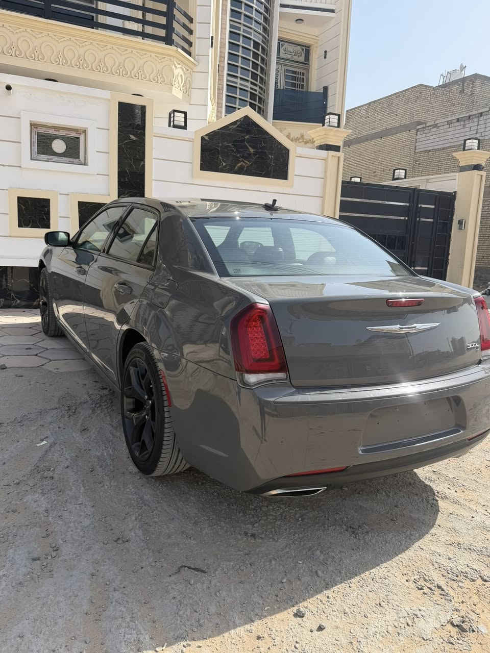 سلام وعليكم موديل 19مرمزه 23سياره حادثه جاملغ وبنيد نفسه تحويل مباشر مكان كربلاء***********سعره 170وبيه مجال
