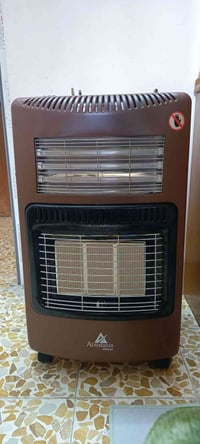 صوبة غاز وكهرباءللبيع السعر 80 ألف الرقم 07740883932