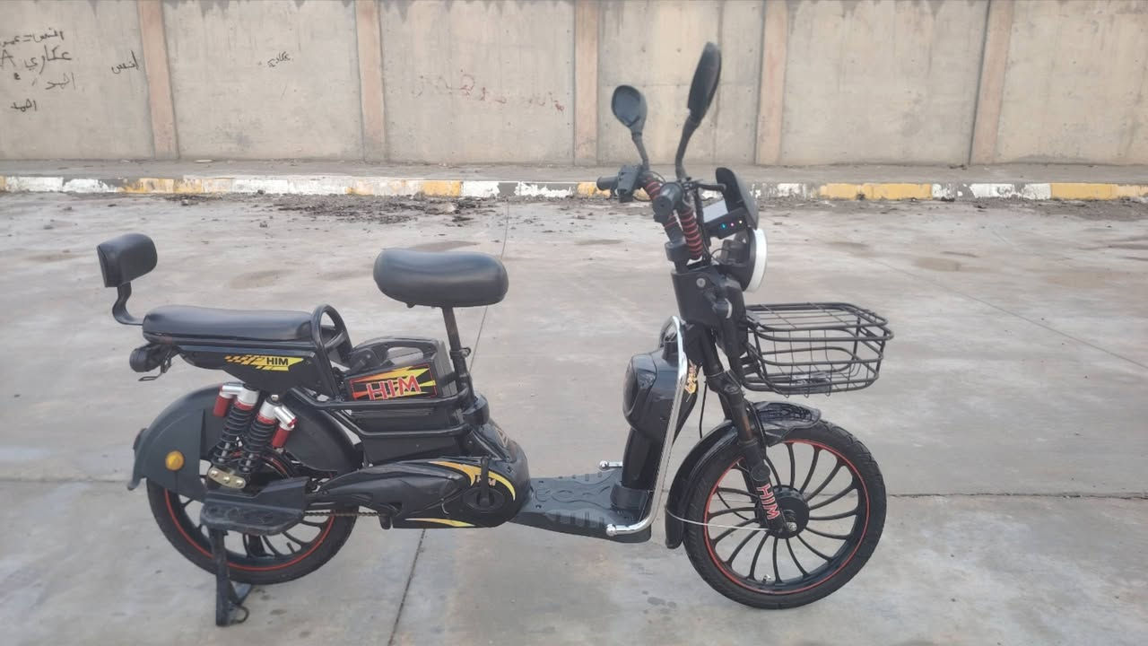 السلام عليكم بيسكل🚲 شحن للبيع موديل2025 سرعه 99💯4نمر تيرات جديد  ليت زينون كامل مكمال💯 بك ليت شقال شحنه جديد5بطريات جديد بيسكال🚲 فوللل نضافه دبالاشاره السعر 300او بي مجال للشراي خابر او ادلل ***********مكاني
