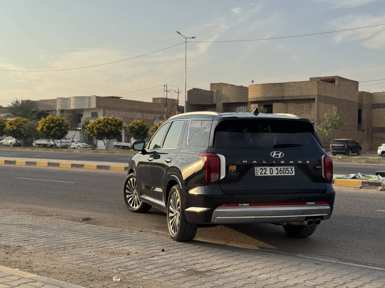 سلام عليكم
باليسايد كليكرافي 2024 ماشية 7000mi يعني ١٣الف كم 
السياره جديده اخت الزيرو 
المحرك  3800
المواصفات:
داتا شو
حساسات ورادارات 360 درجه
5 بصمات
الصندوق كهرباء
كشافات Led
لايتات وبك لايت Led
ويل حجم 20
بانوراما
7 راكب
المقاعد كلهه كهرباء
المقاعد كلهه تدفئة و تبريد
مقعد السايق مساج 
مقعد السايق خزن ميموري 
قيادة ذاتيه
نقطة عمياء
تدفئة ستيرن
التبريد بيانو
4x4 فور ويل
اكثر من وضع قيادة
sport
smart
eco
snow ثلجي
فورويل
توقف ذاتي
كامرات 360 درجه
انارة ولدات ترحيب
شفتات بالستيرن
المراية الوسطيه تعرض فيديو فول HD 
تحكم ستيرن جهتين
بالبصمة السيارة تتقدم وترجع وتشغيل عن بعد
اوامر صوتيه
وبعد بيهه هواي مواصفات
السعر 315$ ورقة وبيهه مجال
للاستفسار 
***********
***********
