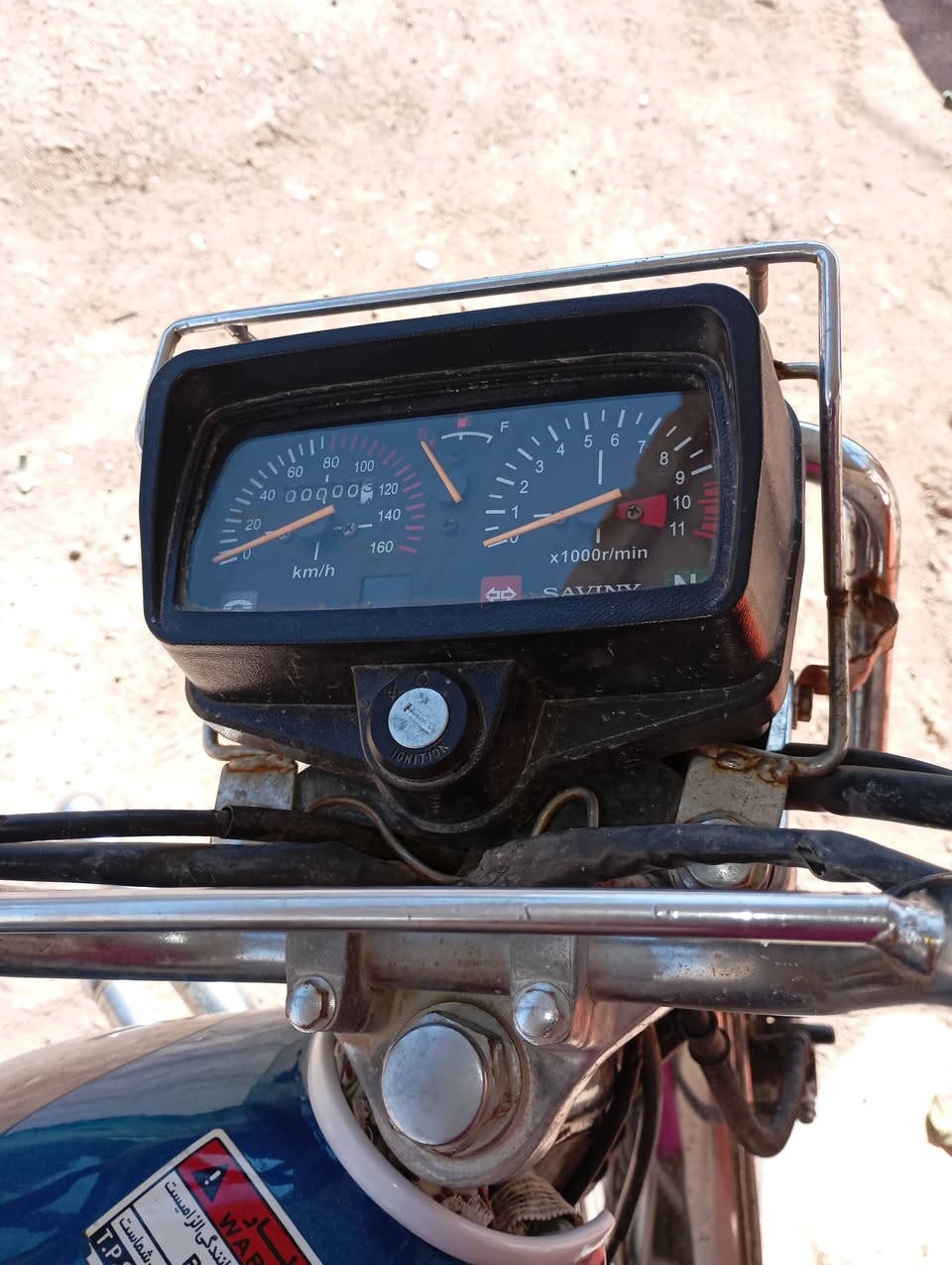 السلام عليكم موطور للبيع  تايرات جدد ظفيره جديده تانكي جديد  ماطور خير من الله 350 بيه مجال مكان قزانيه   
الرقم ‏‪0788 918 2982‬‏
