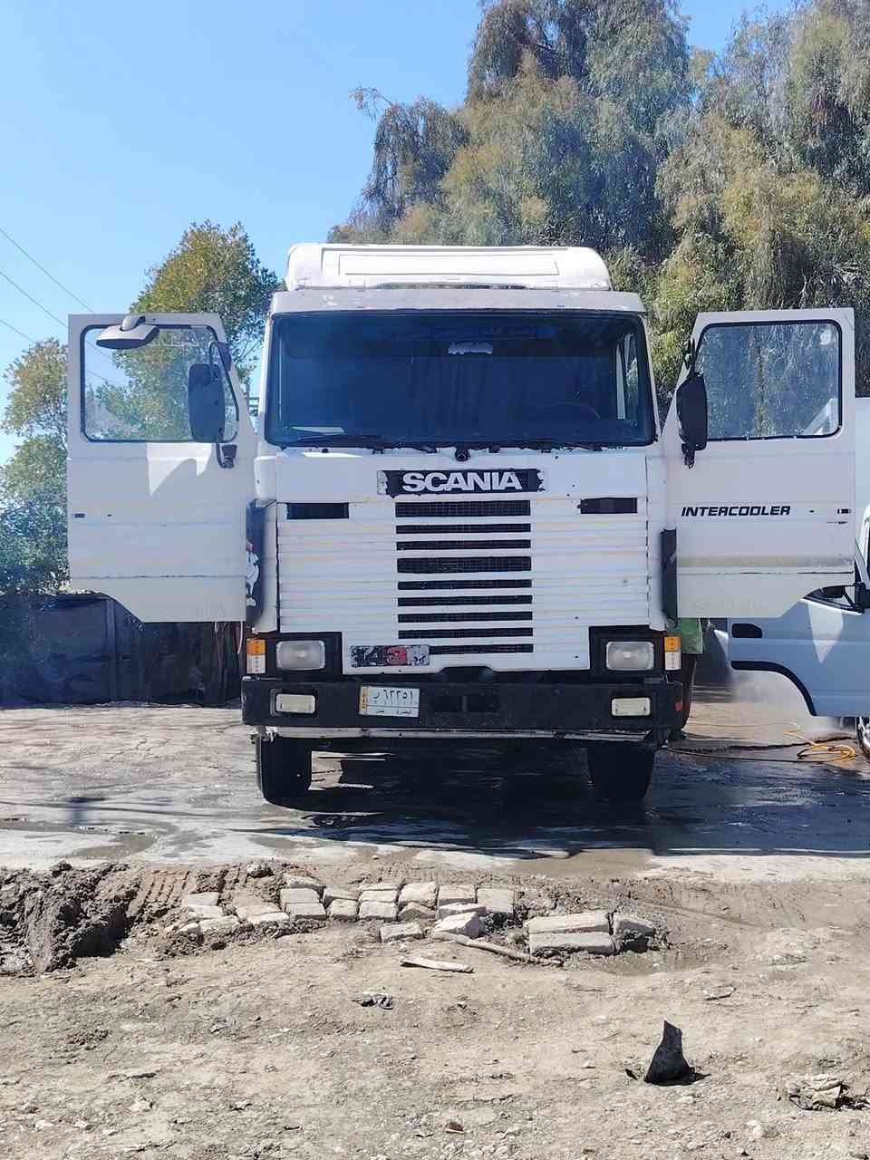 سكانيه البيع جاهزه تخم تاير حدايه كلها جديد السياره جاهزها العمل رقم بصره مشروع وطني مكينه 8 صفر ٦ بيها خيط بخار بدون تنقيص***********
