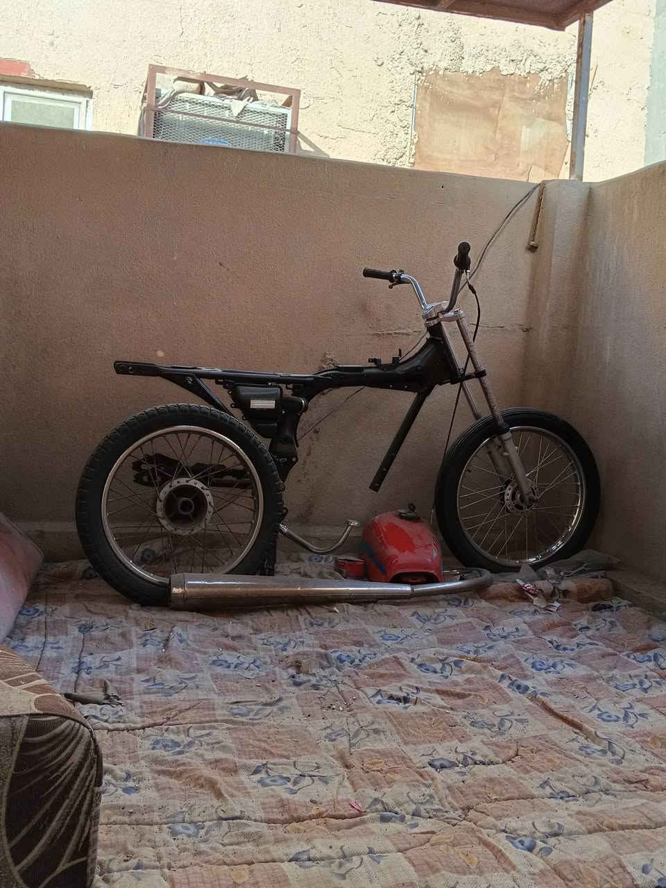 دراجه للبيع كلك كلك كلككك
تعميره كله جديد كلشي مناقص 
بس مكينه وتانكي وكشن بسس 
الباقي كله موجود وكله جديد 
مكاني حله شارع 80 مال كربله قرب موقف 
الكيات رقمي مفتوح ابكل وقت ***********
