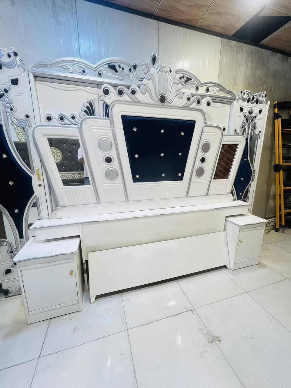 غرفة عراقي تصميم تركي. لون مميز شغل سوكي. نقص. زاوية ٦٢٥بس واصل. كول مناطق بغداد


**إذا كنت صاحب هذا الإعلان وتريد حذفه لأي سبب، رجاءا أرسل رسالة إلى الدعم الفني**