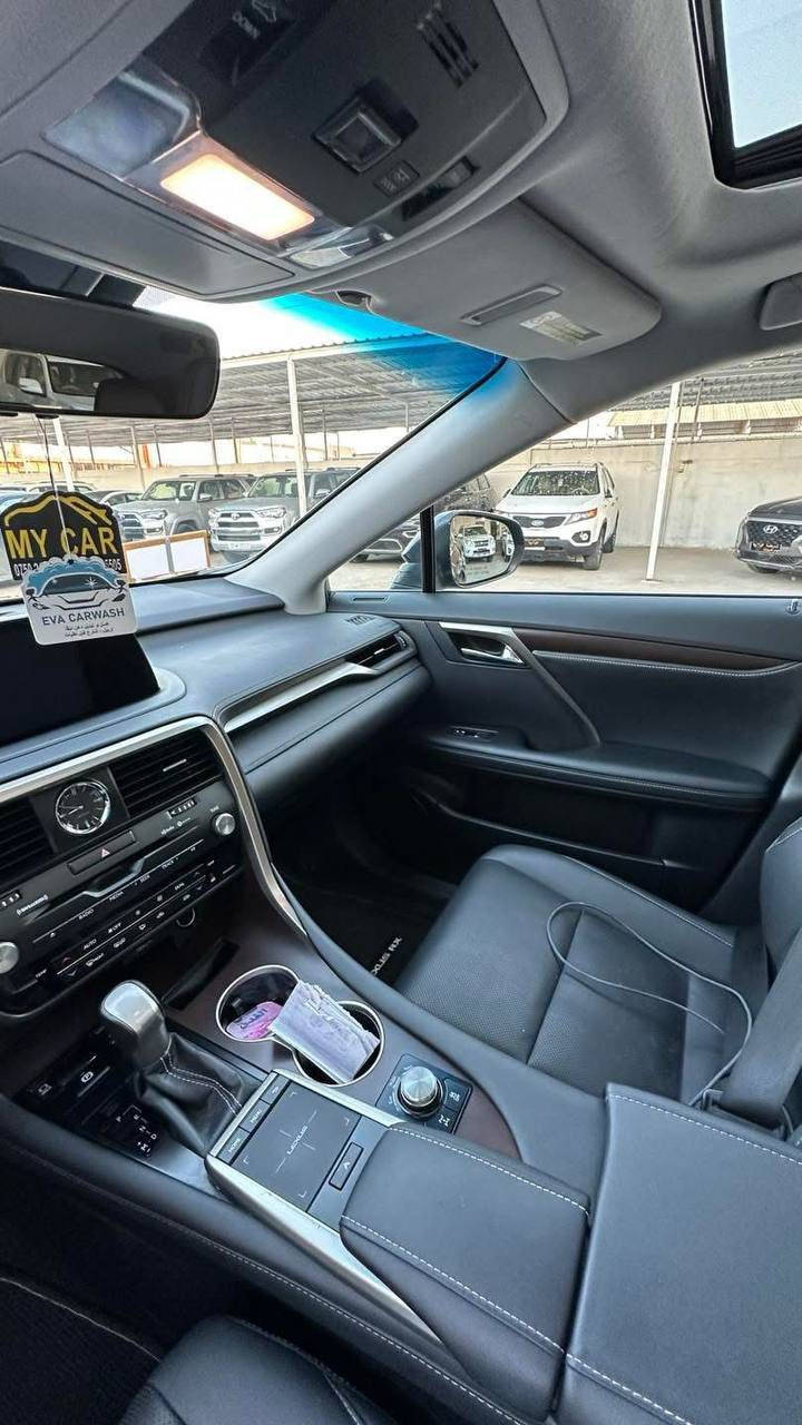 للبيع لكزس موديل 2022 ✅

سعرها ادخل ع رابط https://t.me/carssofiraq/15292

فئة RX350 ..
المواصفات ( فول 1/1 ) 

حجم المحرك 6 سلندر 3.5 

3 انظمه قياده 

صندوق كهرباء

بصمة + تشغيل عن بعد 

سلايد 

كشنات جلد + كهرباء

كشنات تدفئة + تبريد 

قطعتين تبريد 

ماوس للتحكم بأعدادات الشاشة 

3 وضعيات خزن ( ميموري ) للمقاعد + القيادة 

أستيرن متحرك كهربائي + تدفئة 

شحن وايرليس 

المرآة الوسطية أوتو وعاكس للأنارة العالية 

المرآة الجانبية متحركة مع غلق السيارة + قلاب مع وضعية الرجوع الى الخلف 

حساس أمامي + حساس خلفي أوتوبريك 

رادارت أمامي + خلفي والقيادة الذاتية 

والعديد من المواصفات لفئتها .. 

ضرر السيارة دعامية بنيد .. جاملغ بارد 

السيارة رقم  اربيل شرط التحويل
 رقم تلفون ***********
.
.
🚗اعرض سيارتك ع اقوى قناة تلكرام للبيع و شراء سيارات ادخل ع رابط 
👇👇
https://t.me/carssofiraq
