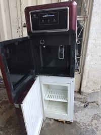 عاطل للبيع سعر 25 الف نهايته 07715135395 ماعرف شنو سبب العطل