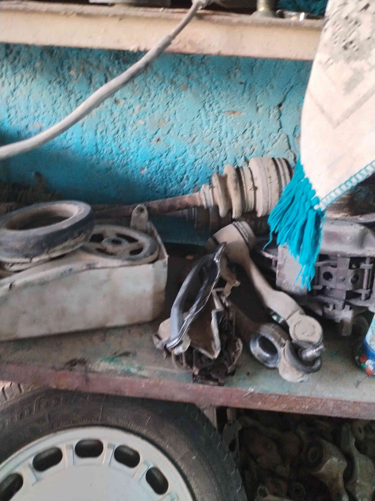 حداديه مال رئاسي مارسيدس كامله للبيع ذي قار شطره ***********
