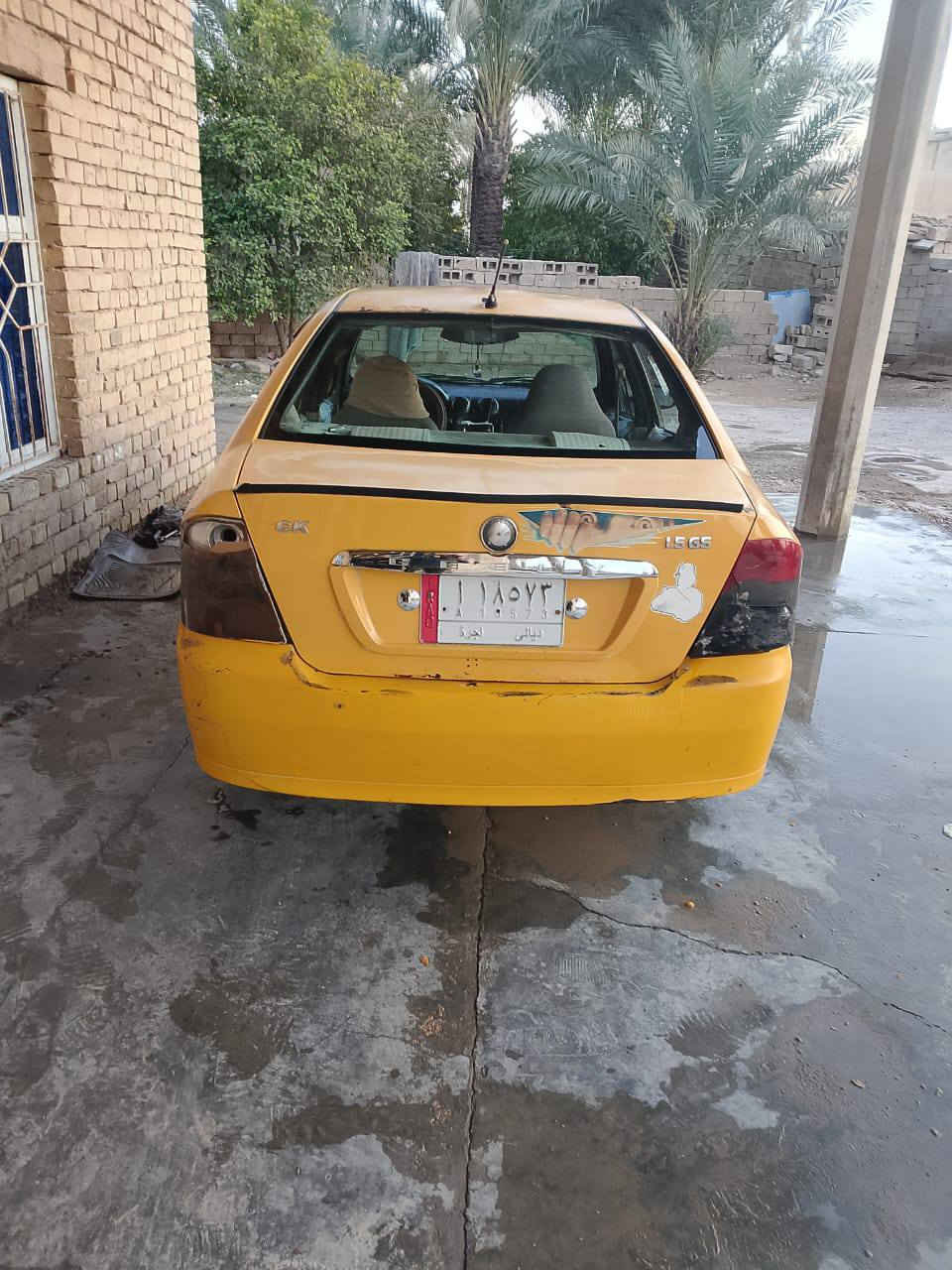 السلام عليكم
مراوس مراوس مراوس
جيلي سي كي موديل 2010 مكينه وكير خير من الله كورلة
مشتريلها لايتات وبك لايتات ودسكات ويدات ابواب وشباك بعدني ماشادهن 
مصفرة غرامات عليها هيئة بسيطة
رايد اراوس شنو عندك سيارة نزلها بالتعليقات والرزق على الله 
راعيها جهازة مغلق صار شهر
مكاني بغداد الشعب حي اور
واتس إب ***********
