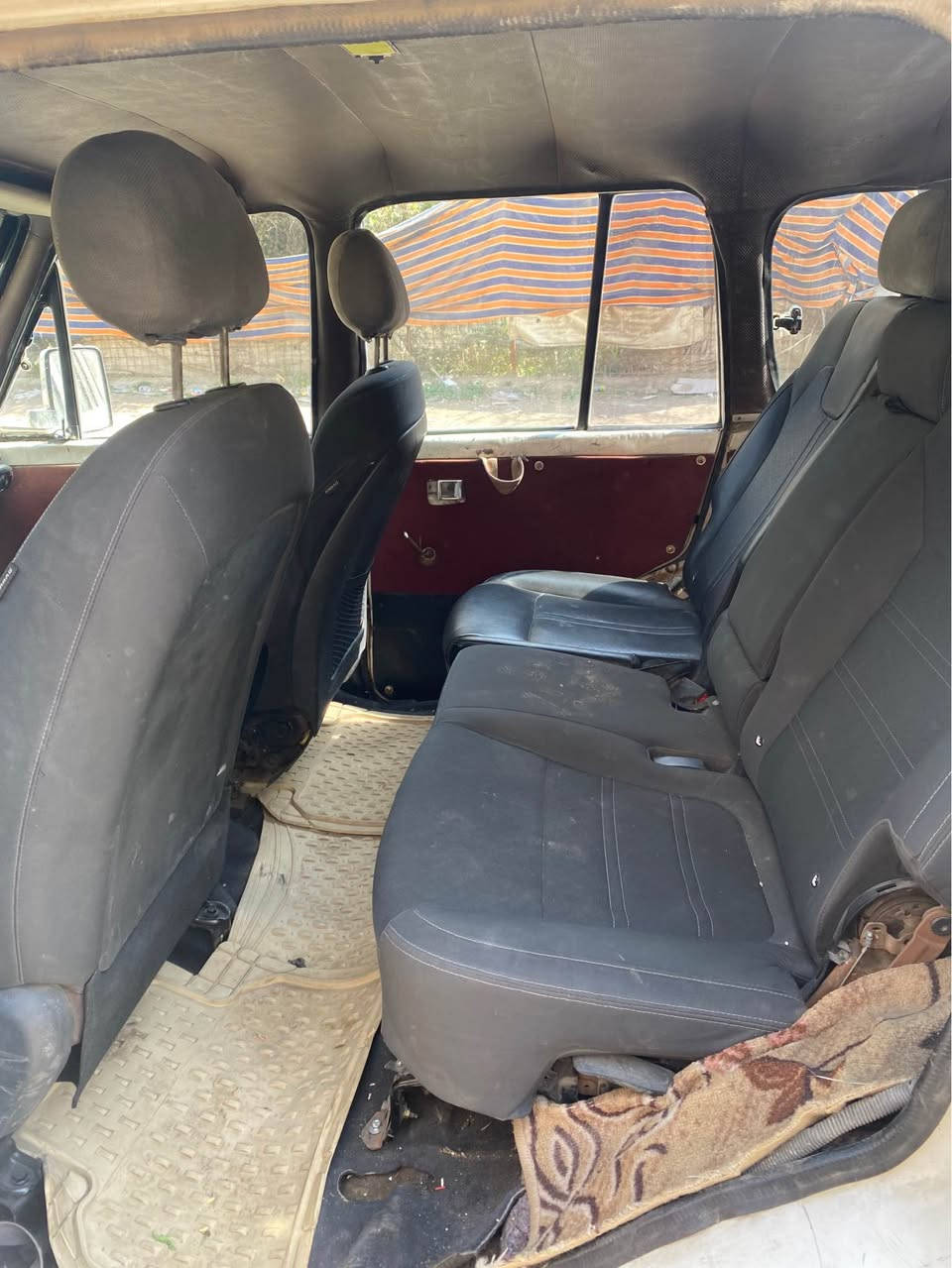 سلام عليكم لبيع الاندكروز موديل 1987رقم الأنبار مميز بسمي تحويل ثاني يوم هزه ورقم إنكليزي جديد شرط تحويل سنويه جديد سياره معمره كير محرك نظيف محور فيفتي أوتوماتيك يراد ترتيب حداديه شغلات بسيطه سياره مرتبه نشطه سعر ٣٥ قفل قفل مكان سياره دوره حي الصحه *********** بغداد, العراق
