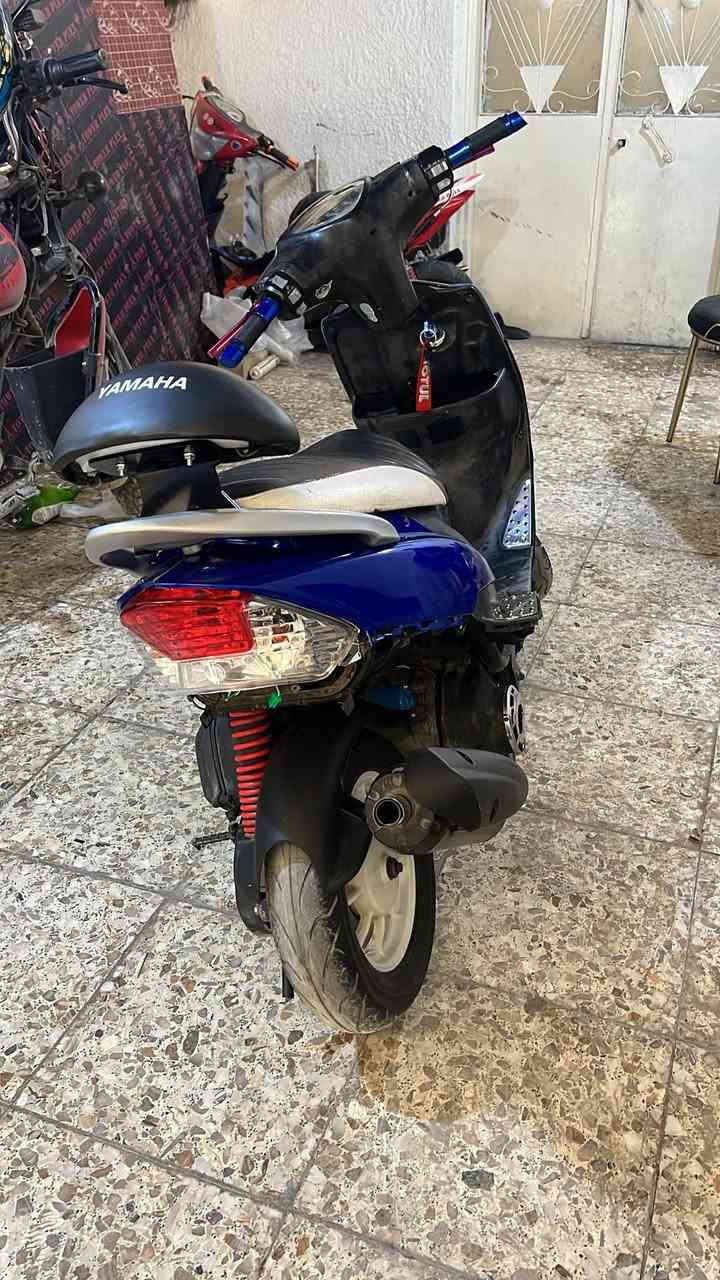 سلام عليكم شباب!!! دراجه ماكس عدله 120 ... دراجه خير من الله شلعه معدل  مكينه 55 ما بيه لا تبخير ولا تنقيص مكاني كراده داخل *********** سعر 550 بيه مجال بسيط حك جيه 👋🖤
