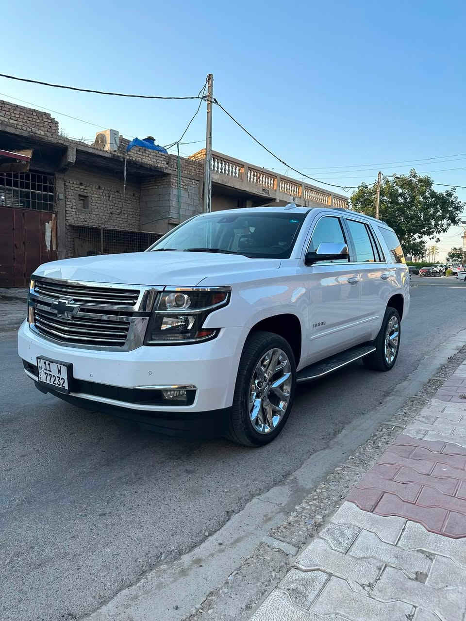 السلام عليكم تاهو موديل 2018 خليجي
وكالة المنصور فول برايمر كفاله عامه 
داخل قرميدي 
كشنات جلد 
جميع الكشنات كهرباء 
قاصه شاشه كبيره 
كامرة دواره 
رادارات 360 درجه 
صندوق كهرباء + جلاق 
داتشو 
نقطه عمياء 
ستيرن كهرباء 
سلايد روف 
ثلاجه 
محرك 5300 
محرك كير كفاله 
السعر 358 وبيها مجال 
مكان السيارة ديالى المقدادية 
***********
