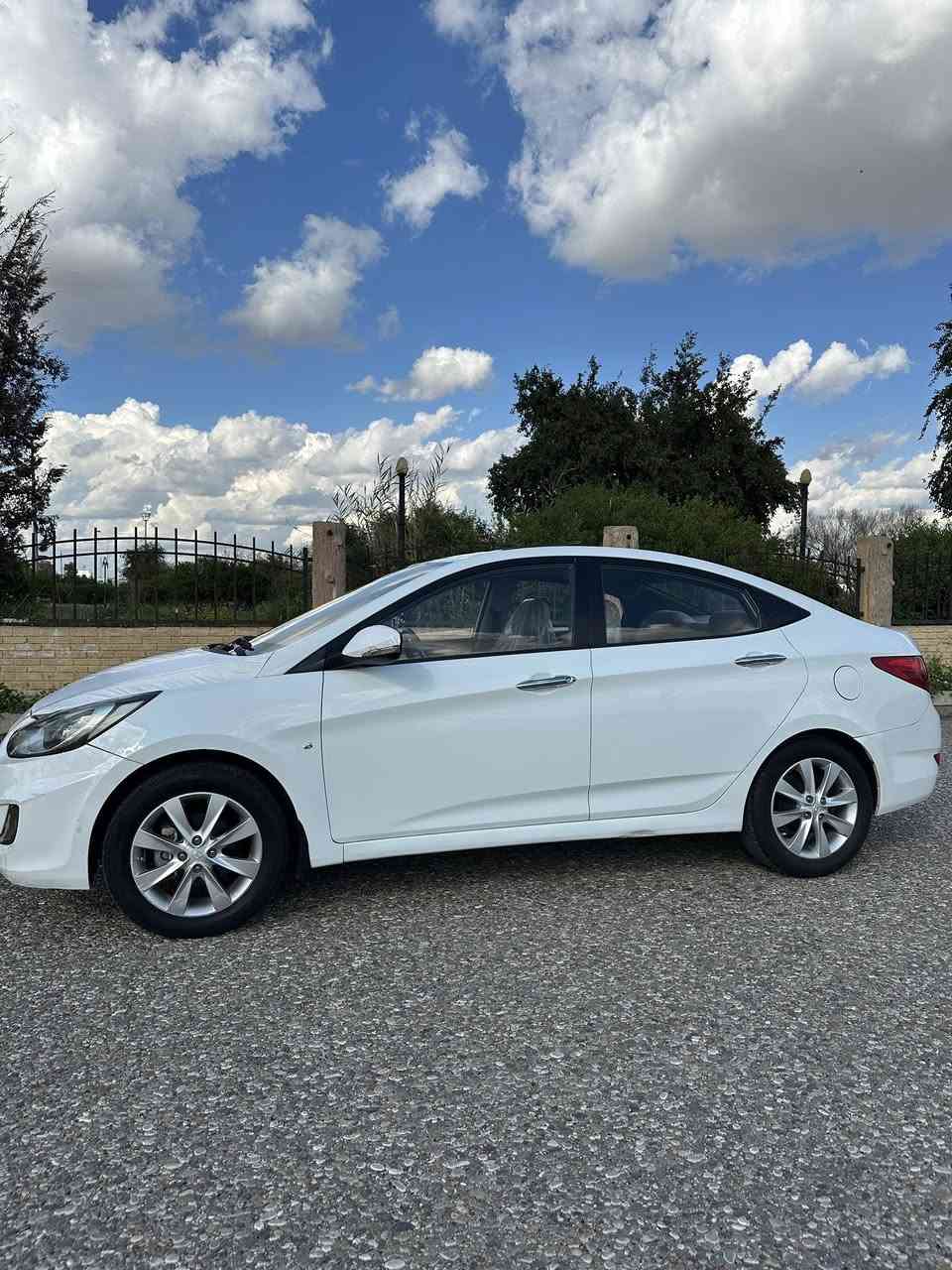 السلام عليكم 

اكسنت للبيع موديل (2012)
رقم اربيل سنوية وهزه جديدة سنويه 
شرط التحويل والغرامات 
دفتر بانزين موجود 
مواصفات 
سلايت
شاشة ايباد 
كامره 
تحكم استيرن
سياره فقط بي صبغ جوه قبغ بانزين 
مكينه وكير بالشرط 
سياره مابيها ربع دينار مصرف 
سعر ( 105 $ ) وبي مجال للطيبين 
مكاني كركوك 
اي استفسار 
( ***********)للاتصال او اوتساب
