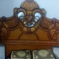 سرير • للبيع • اثاث