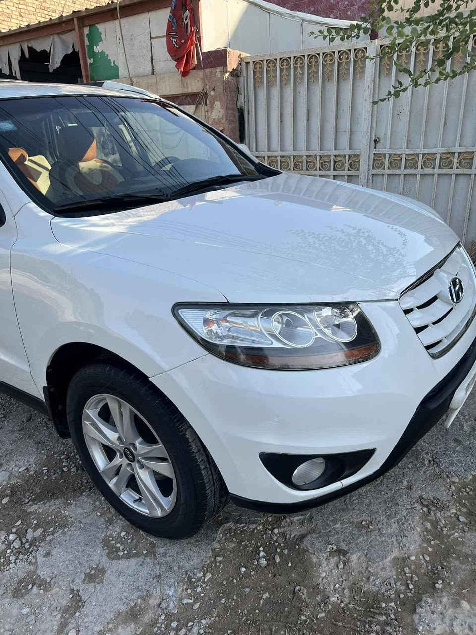 السلام عليكم
للبيع او مرراوس سنتافي موديل ٢٠١٢ خليجيه السيار بيه تجيه خفيفه ع جه وحده وبيه مكانات صبغ ابيع حزام فول السياره ماعده البصمه والفتحة فور ويل سبعه راكب مكينه سته شاشه كامره حساس مكان السياره ديوانية ناحية الصلاحيه باقي التفاصيل اتصل وتدلل السعر ١٢٠ وبيه مجال قليل ***********
