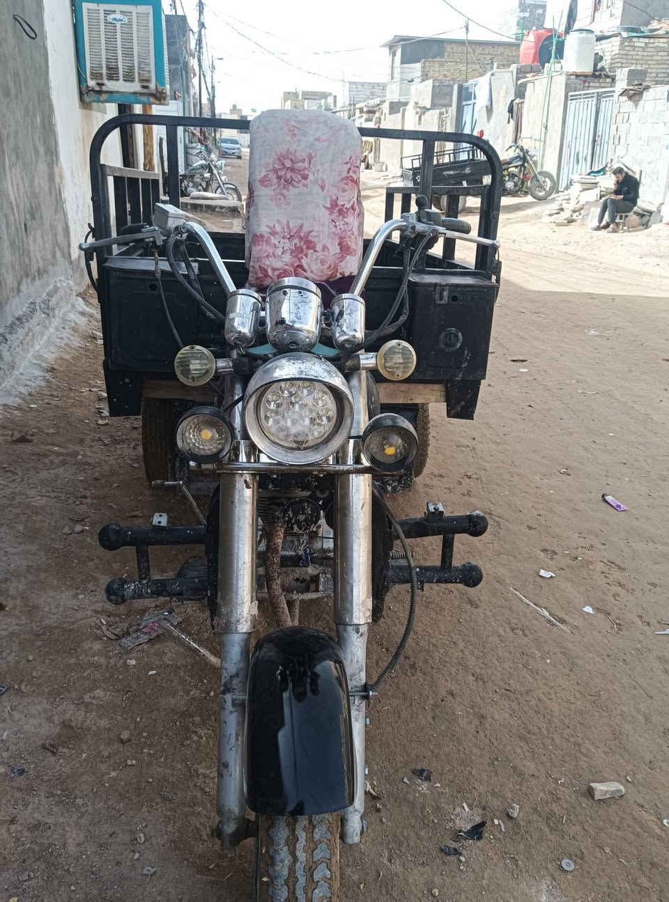 السلام عليكم ستوته 20 وكيله بشارع المدينه نجف رقم الهاتف ***********
