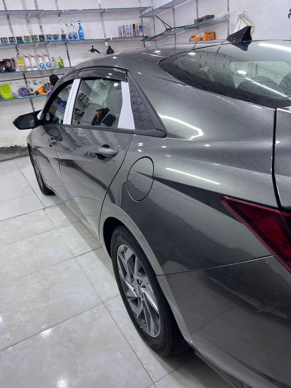 #اللهم صل ع محمد وآل محمد #النترا 2024  معوقين ذي قار وكاله عامه بسم المشتري 
 

(تبديل قبق جنطه وجاملغ رش صور حادث مرفقه ) بدون ايرباك 

مواصفات SEL معروفه 
بصمه _ شاشه جيتال _ تشغيل عن بعد -اناره محيطيه بل دشبول-رادرات امامي خلفي -اشارة ترحيب _ ويل كب _ كامره _ تحكمات _ مانع انزلاق _ انظمه قياده _مثبت سرعه باقي مواصفات معروفه 

#السعر 153بيه مجال 

مكان ناصريه مركز حي العسكري رقم الهاتف ***********
