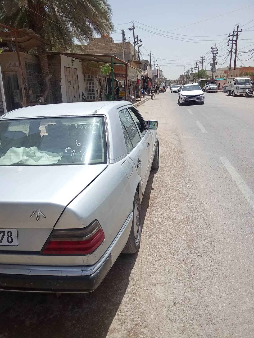 السلام عليكم مارسدس دب للبيع موديل   1986 مكينه 2500 بيها براص تخم تاير جديد توه شاده سنويه 29  ارقام انكليزي بغداد سياره حلوه ونضيفه ماعده بس لمكينه بيها براص السعر 32 وبيها مجال لطيبين راعيه موجود يمي العنوان نجف رقم ***********
