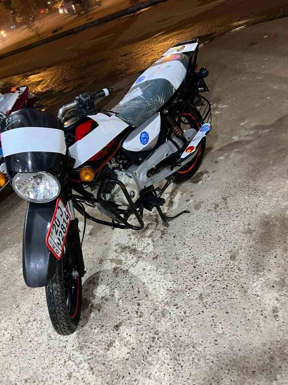 سلام عليكم شباب دراجة بوكسر 21 رقم وسنويه تحويل ثاني يوم دراجة كاملة خير من الله ما ناقصها شي شغل سويج واطلع العنوان ديالى بعقوبة سعرها 1،700 وبيها مجال للشراي.. الي مو شراي لا يتصل رجائا
***********
