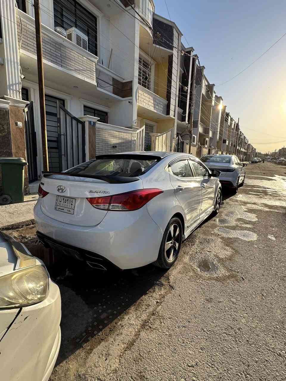 النترا خليجي ٢٠١٢  بغداد مشروع وطني محرك ١٨٠٠ دوش استلام الشركه العامه ماشيه ١٥٨ الف عليها ادامه شامله 
صدر امامي خلفي مبدل كامل
راديتر مي راديتر تبريد جديد 
باتري جديد كير مفتوح 
شاشه اندرويد 
بصمة و تشغيل عن بعد و كارت تشغيل 
نظام ترحيب و نظام سيكورتي 
تحكمات ستيرن كامله و كروس مثبت سرعه
سستم LED 360 و ارضيات 
كشنات جلد 
داخل اسود بالكامل 
عليها لحايه و سبايدر
ويل ١٦ كروم بلادي 
لايت زينون
بيها طخه بالباب عكس السايق  
السياره نظيفه و مصروف عليها و مال جناي ياخذها يدعيلي عليها كامله مناقصها شي عارضها ب 110$ بيها شي بسيط 
***********
