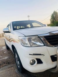 تيوتا 2015 اوتماتيك  بأسمي تحويل مباشر  رقم بغداد سنويه لل 31 سيارة جا...
