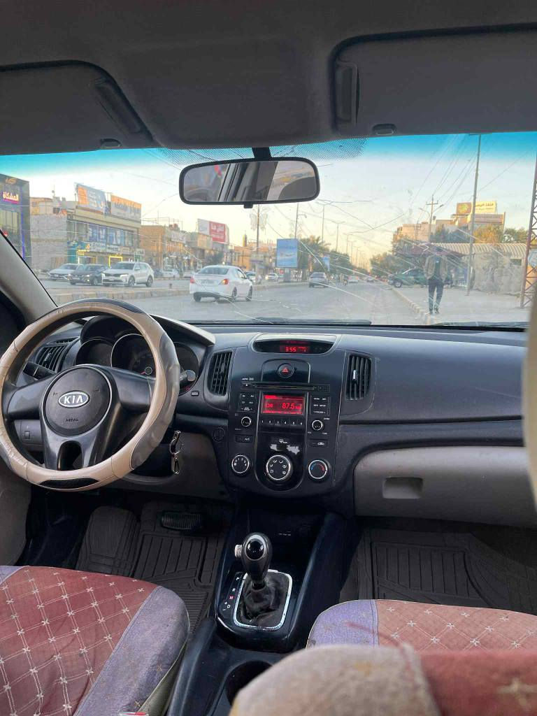 سيراتو 2012 خليجي بيها قطعتين چاملغ وبنيد ورشيت الداير وياهن صبغ سيارة ماعايزه شي وتخبل سيارة مشروع وطني تداور بأي محافظه للأستفسار الاتصال على *********** او المراسله خاص السعر / 83 النجف, العراق
