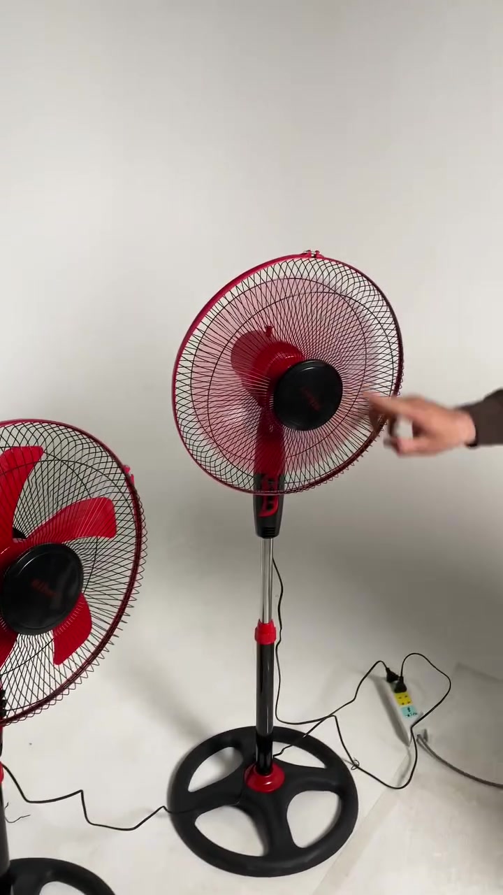 🌬️✨ انتعاش وراحة بكل مكان!
مروحة Bihart 16 إنچ بهواء قوي وتشغيل هادئ مع 3 سرعات مختلفة 💨

تذبذب واسع وتصميم عملي يناسب البيت والمكتب 🏠
سعر 60الف يوجد توصيل *********** جميع المحافظات العراق
