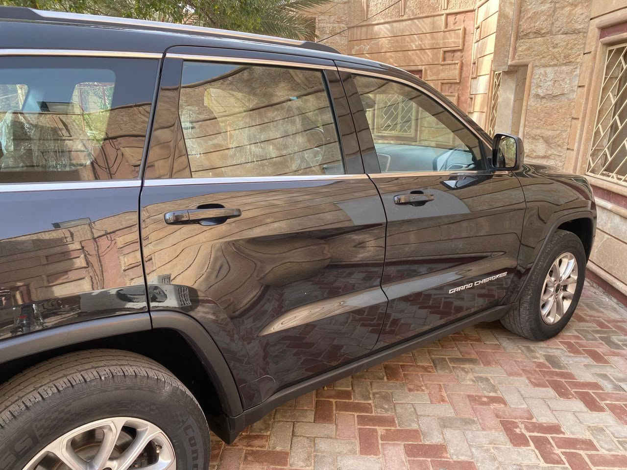 جيب لاريدو 2015 كلين تايتيل
السياره مابيها نقص اي شي ماشيه 180 الف
السياره خير من الله نظافه مكان السياره ديالى
***********
السعر '218
