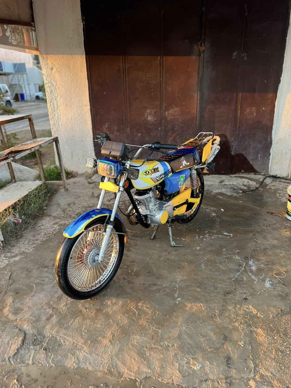 سلام عليكم تايكر البيع موديل 23 كفاله دراجه حلوه كامله محرك كهربائيات كلهة شغاله مكان ديالى بعقوبة  تقاطع القدس ستفسار عل رقم ***********
