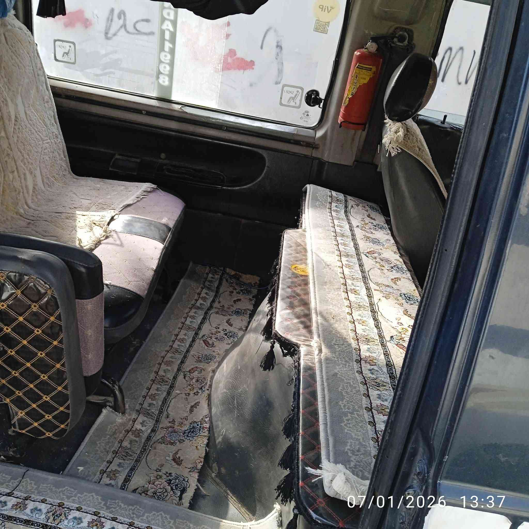 سلام علیکم هۆندا مۆدیل 1998ئارمی پلاستیکی سلیئمانی گیئڕو مەکینەی ئۆنجی تەرحە چوار تایەیی لۆکە بەشەرتی گیئڕو مەکینەو ئەکسڵ سعری 38 مەجالی تیئدایە
***********
