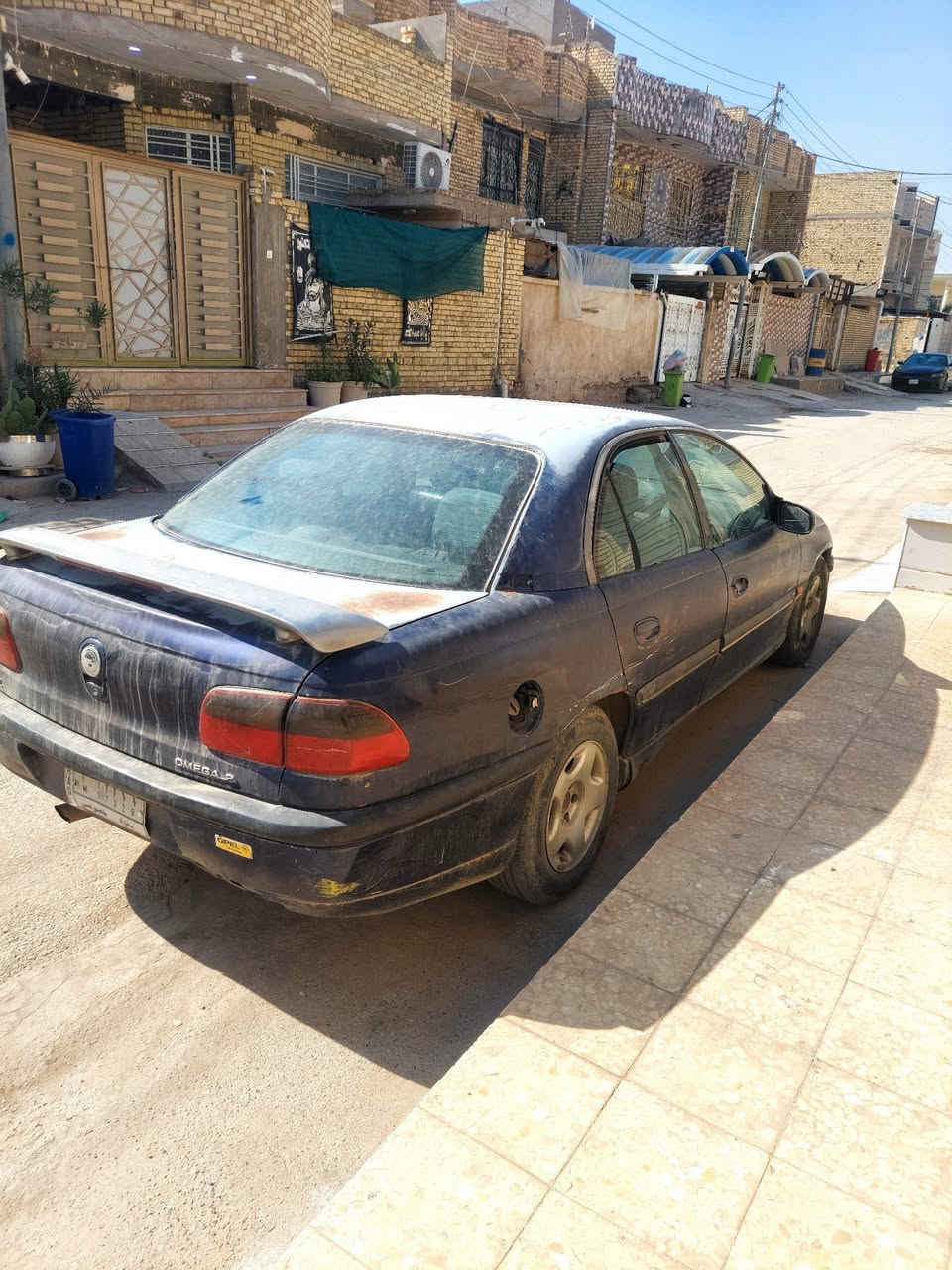 السلام عليكم...
اوبل اوميكا موديل ٩٥  .
رقم بغداد 
كير ومحرك 6 سلندر  ٢٥٠٠ vvti نظيف وبحالة جيدة .
تبريد شغال 
الحداديه نظافه ٧٠%
السيارة بيها ادامة راديتر جديد ونوزلات وبلكات وجعمقة ستيرن جديد حاويه .
السعر ٣٠ $ وبيها مجال بسيط .
مكان السيارة العمارة 
***********
