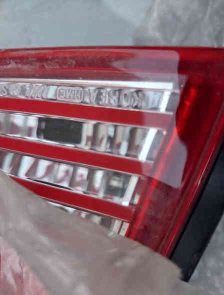 السلام عليكم ...                        
متوفر بك لايت سوناتا وفود اصلي كوري جديد وغير مستعمل .
للاستفسار :- بغداد/كراج الخالدي  ساحة الطيران / الشارع العريض 
ابو علي / ***********
