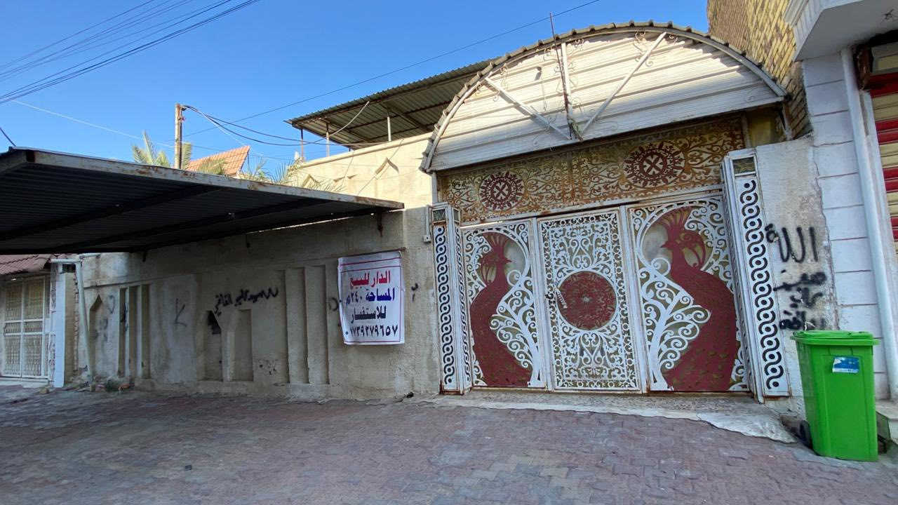 بيت للبيع في القطاع 15 شعبان قرب الدفاع المدني و قرب مطعم حميسه البيت طابقين كامل وجديد المساحة 240 متر شارع تجاري  الاستفسار الاتصال على الرقم التالي 
***********
