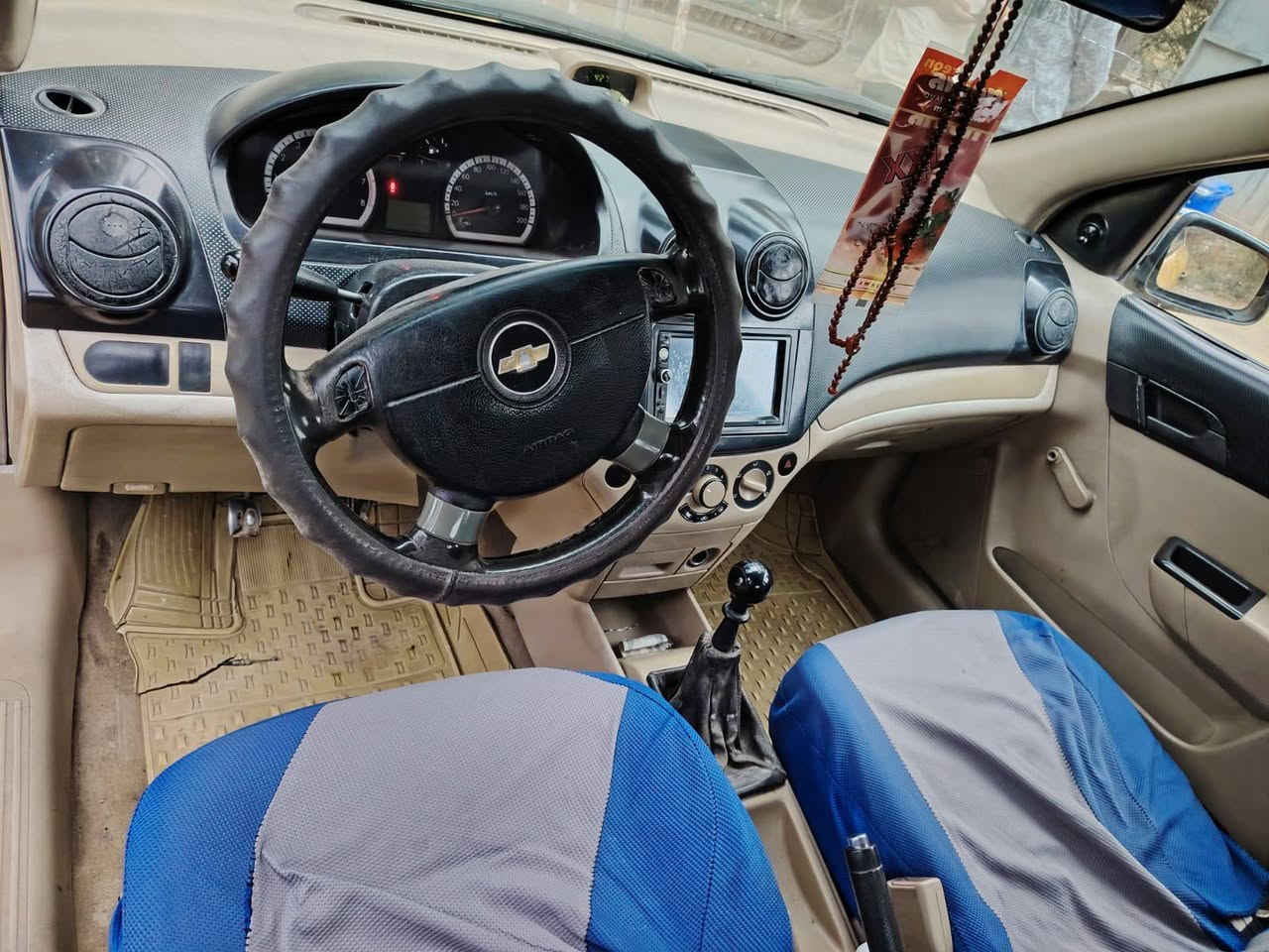 سلام عليكم
افيوخليجي شركه عامه للبيع موديل 2009 سنويه 26 مصفره هيئة اوغرامات مكينه بيه ضعف السعر 43 بيه مجال 
ديوانيه غماس التلفون ***********
