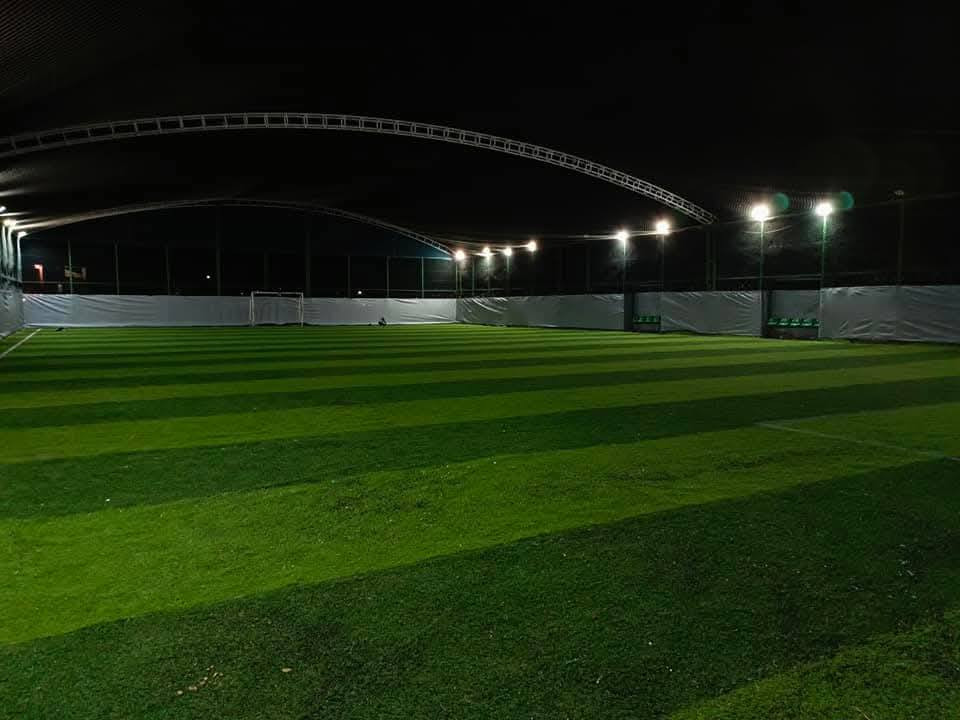 ملعب الصحابه للحجز والاستفسار 
مراسلة الصفحه او الاتصال على الارقام التاليه 
***********
***********
        بإدارة
 محمد المشهداني
