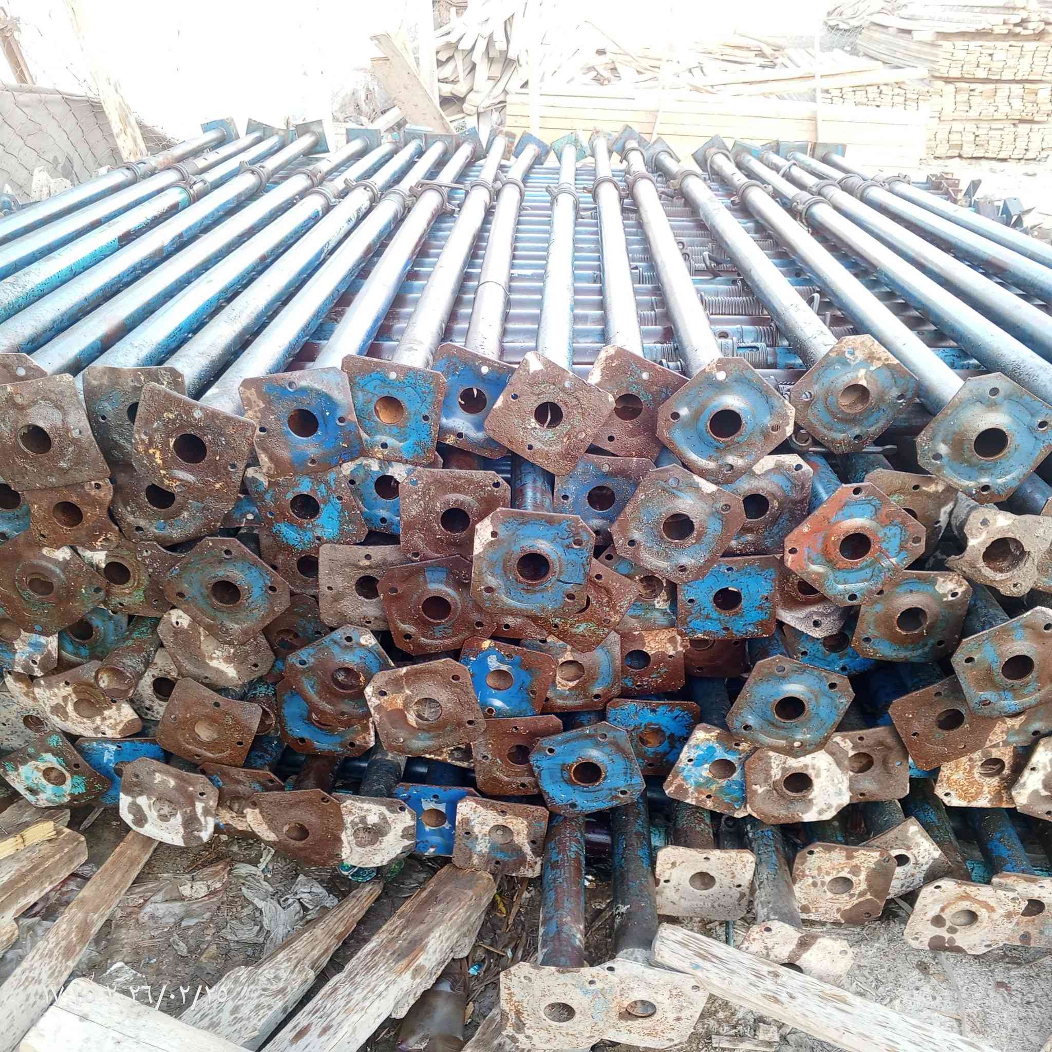 جكات حاضن للبيع سن خشن العدد 300 المكان هاتف ***********
