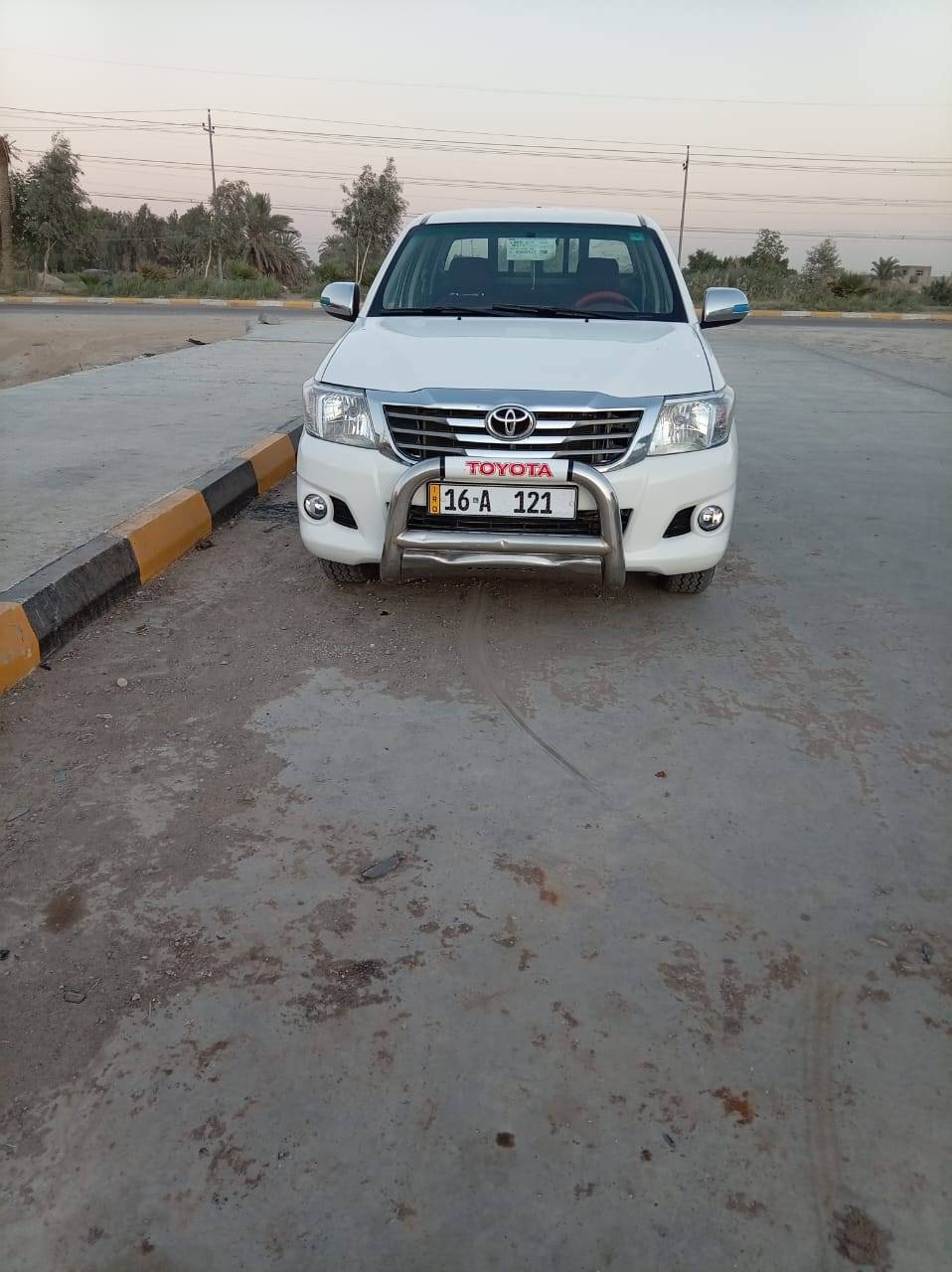 للبيع هايلوكس 2014 كويتي كير او تماتيك كفاله عامه السياره جديده وجاهزه للاخير السعر 208 وبيها مجال للشراي ***********
